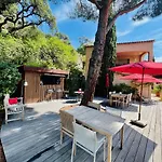 Thalassa Art' Frühstückspension 4*